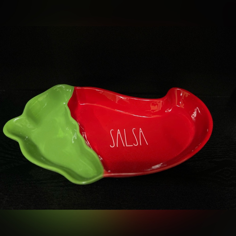 Rae Dunn chip and dip holder